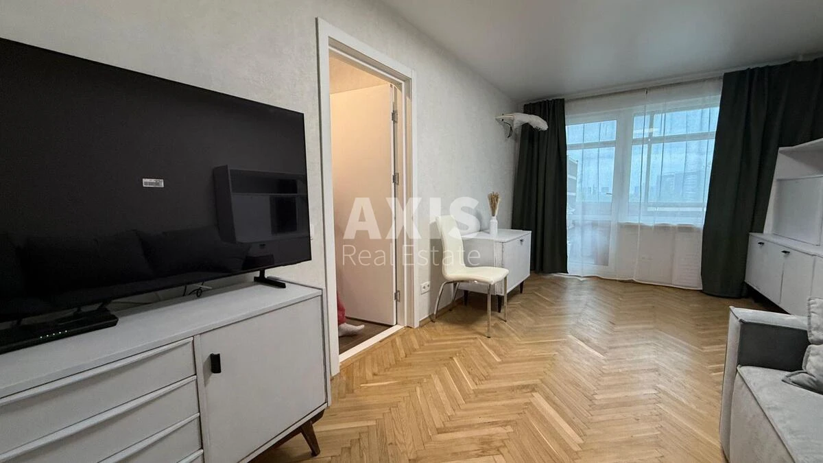 2k apartment nab. Dniprovs'ka 1549853