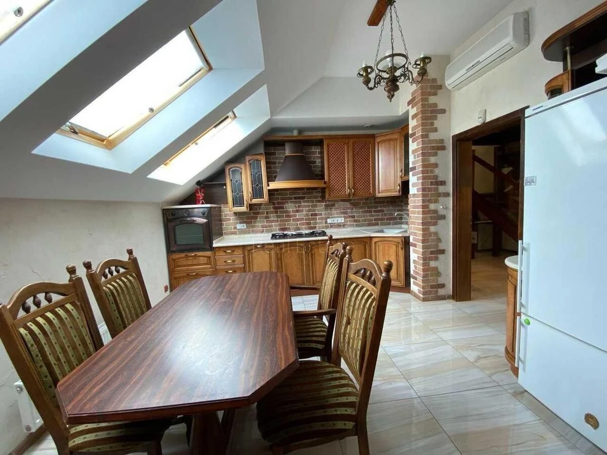 3k apartment vul. Antonovycha 19/21707000