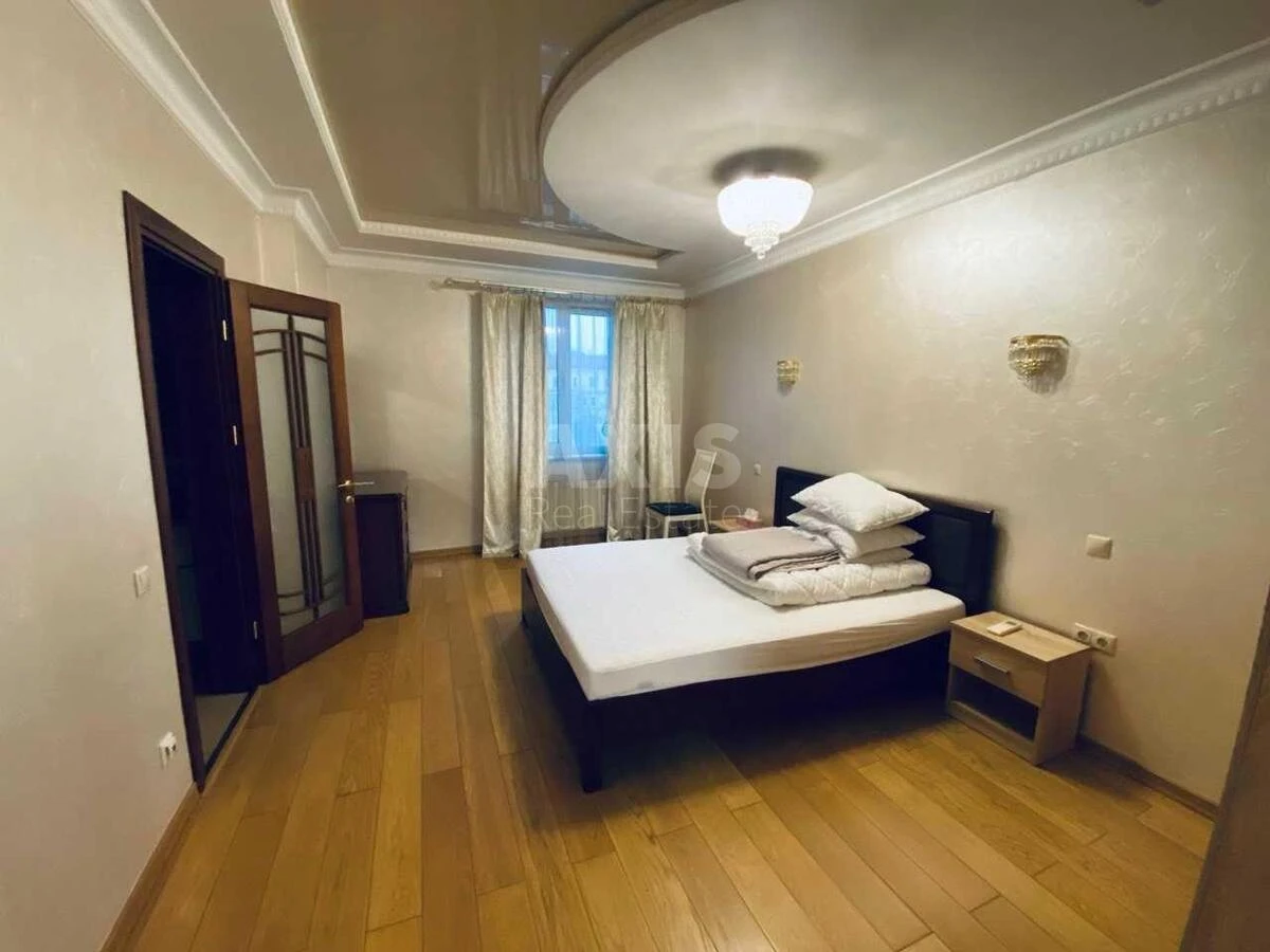 4k apartment bul. Shevchenka Tarasa 27Б6214211