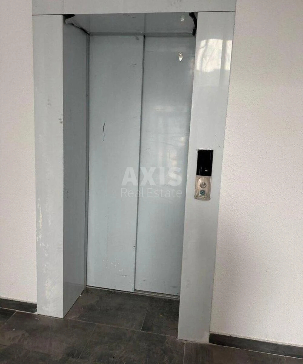 Office vul. Andriya Verkhohlyada 14А, 332m2653925