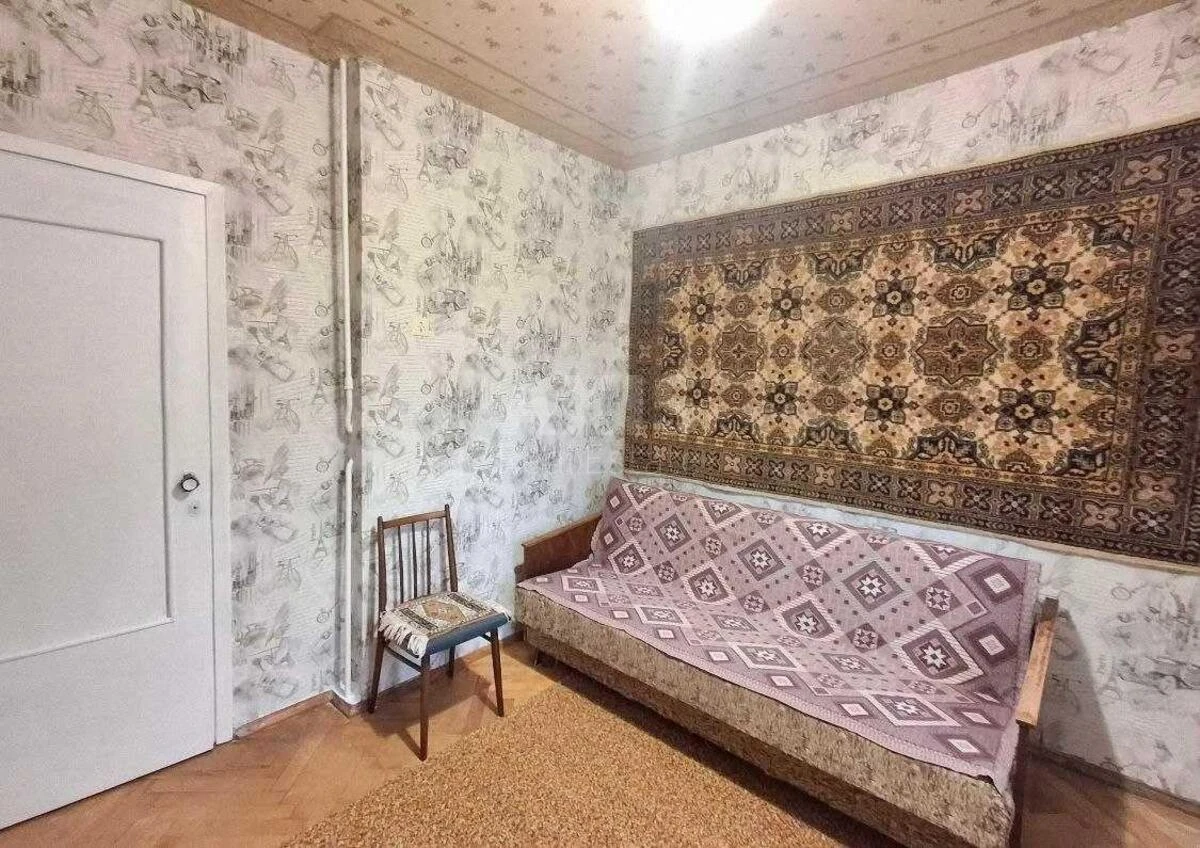 2к квартира ул. Сержа Лифаря 18716051