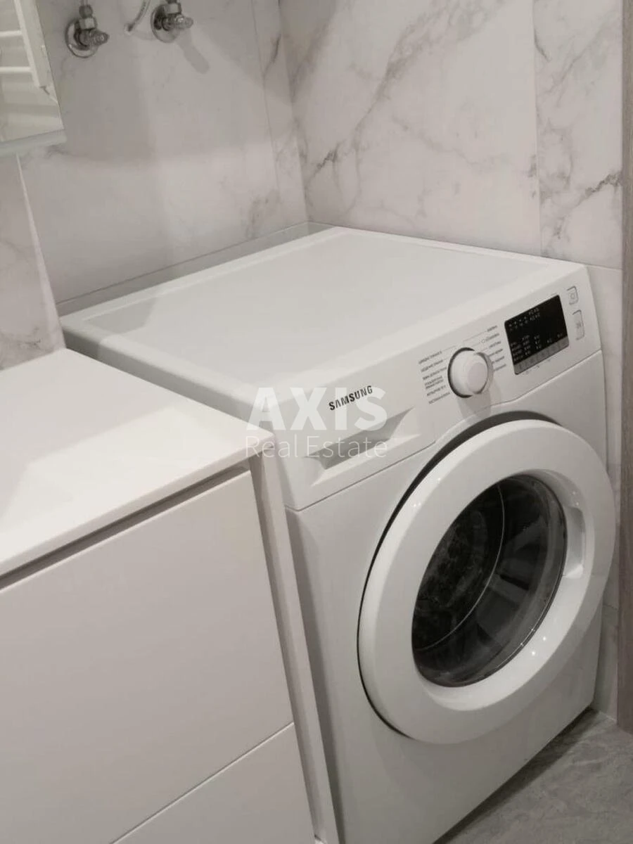 3k apartment vul. Glybochyc'ka 136094412