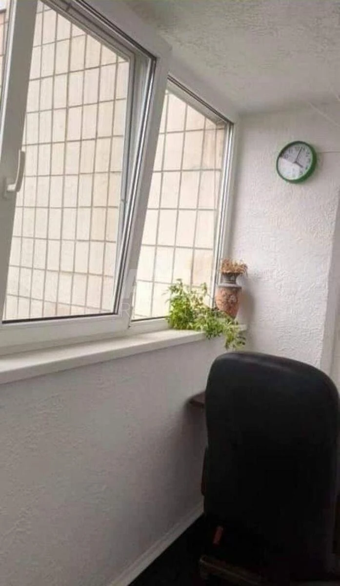 1k apartment vul. Dmytra Bagalija 8А641903