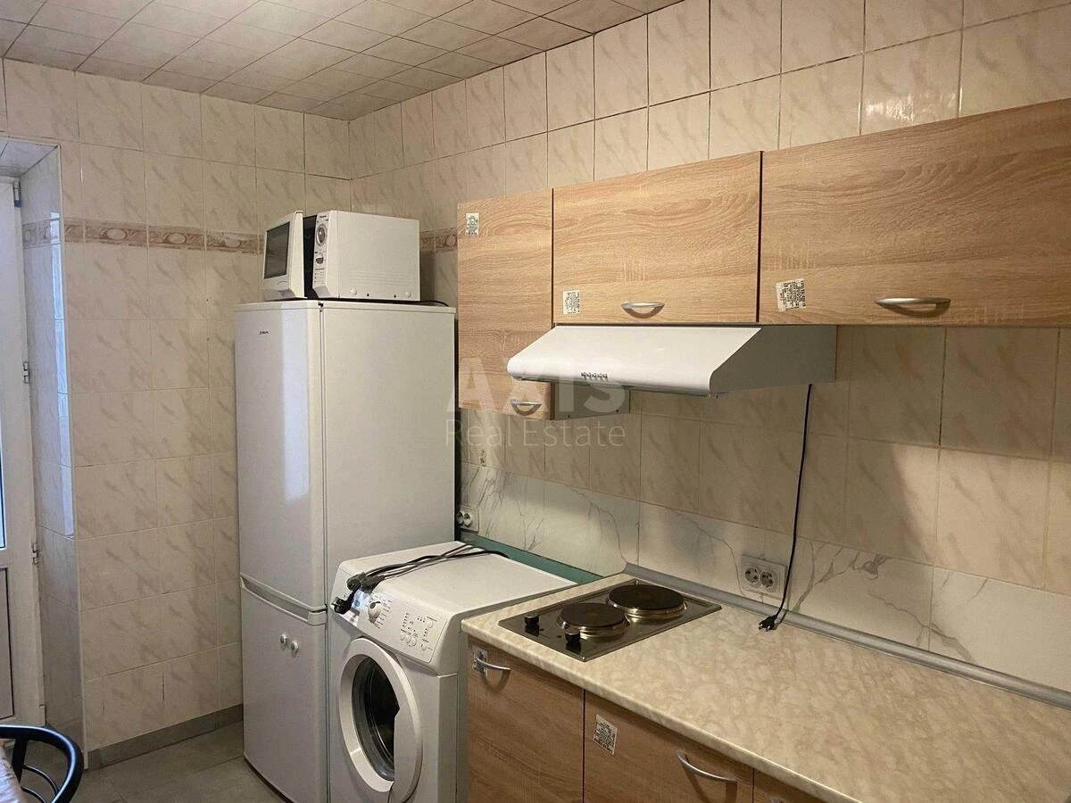 2k apartment vul. Antonovycha 8863717