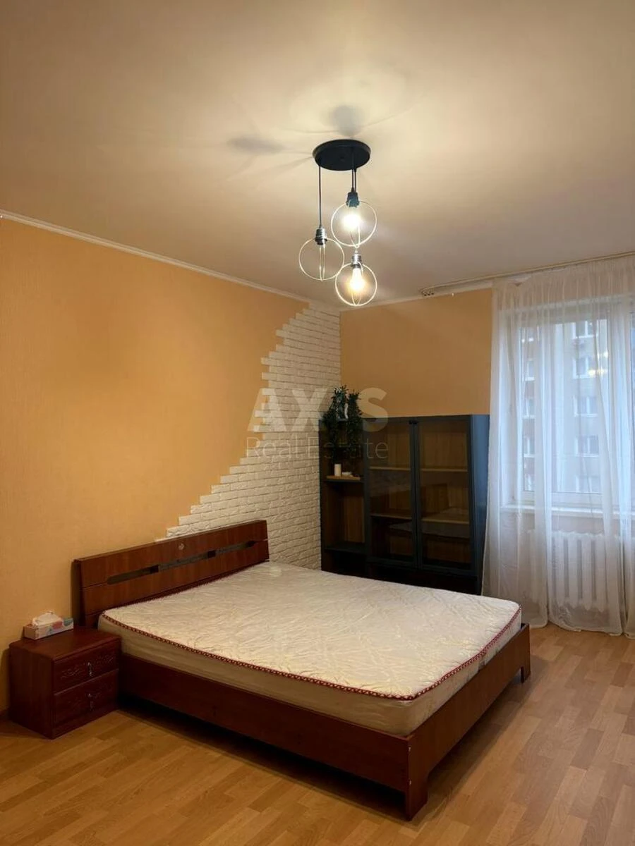 1k apartment prov. Feodosijs'kyj 12637801