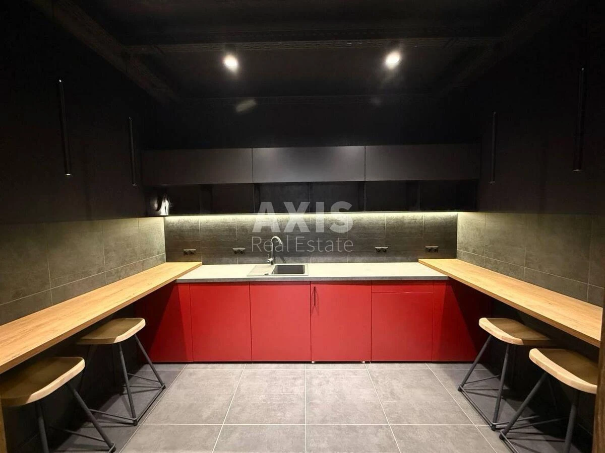 Office uzv. Klovs'kyj 7А, 185m2520756