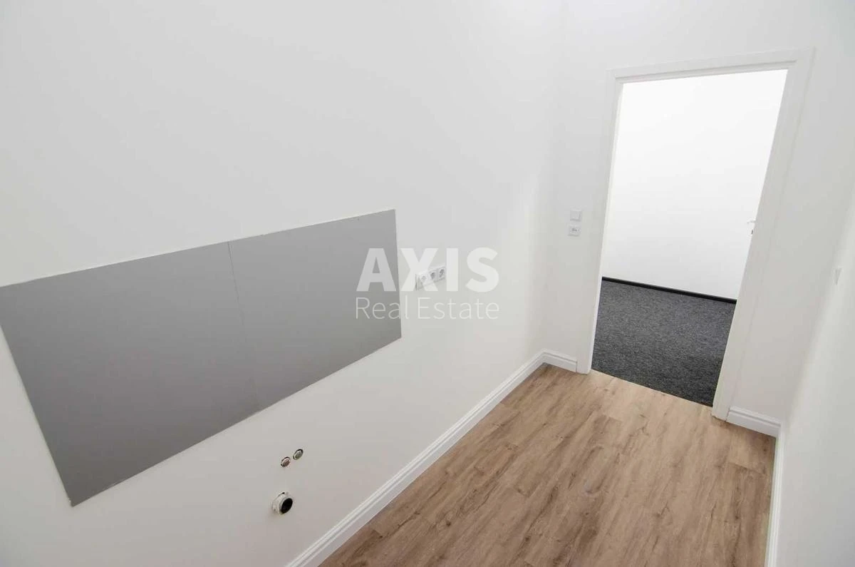 Office vul. Pymonenka Mykoly 13, 261m2335797