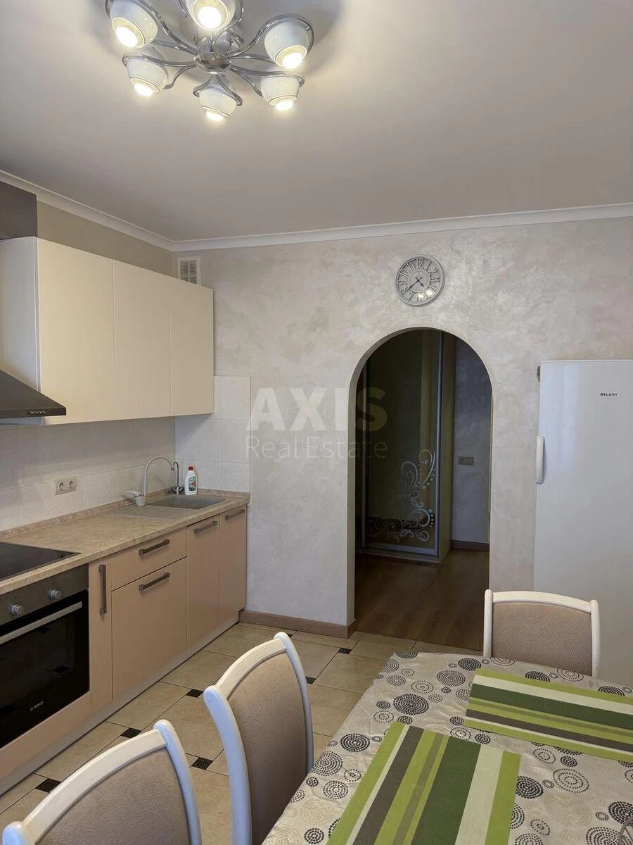 3k apartment vul. Urlivs'ka 34662740