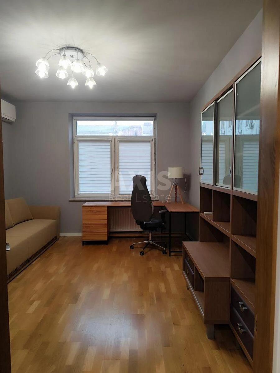 4k apartment vul. Shhekavyc'ka 30/39660747