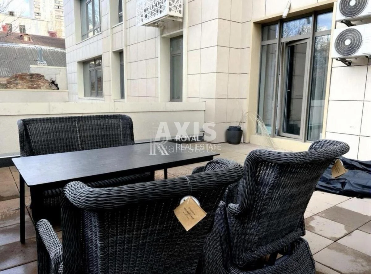 1k apartment vul. Zhyljans'ka 686931317