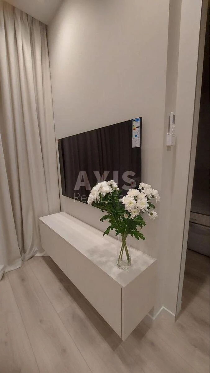 2k apartment vul. Bul'varno-Kudrjavs'ka Seventeen A711342