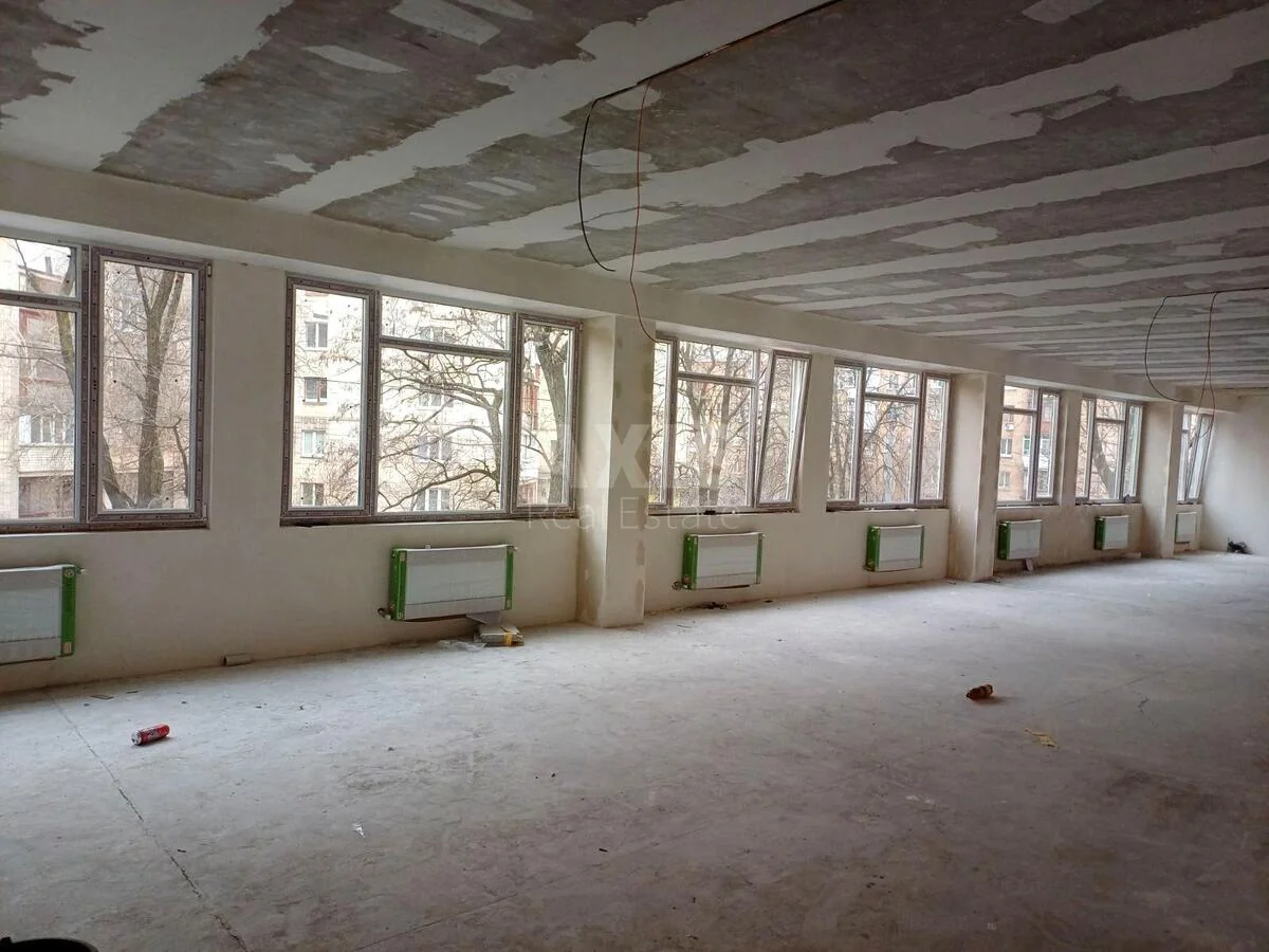 Office vul. Preobrazhens'ka 25, 700m2