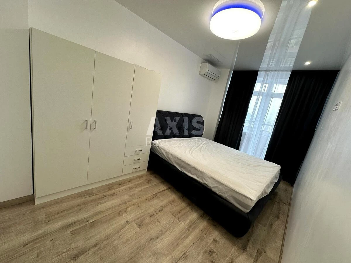 3k apartment vul. Bilorus'ka Thirty-six A684755