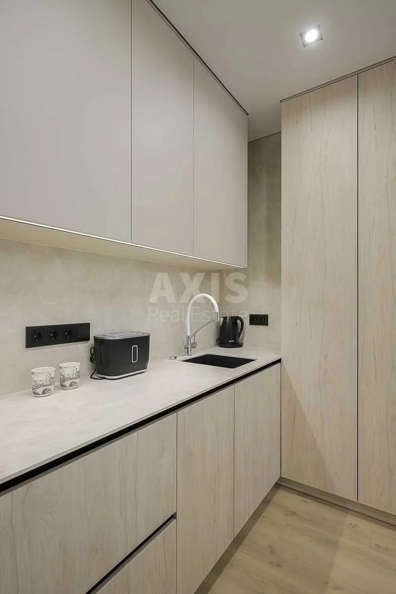 1k apartment vul. Saljutna 2Б