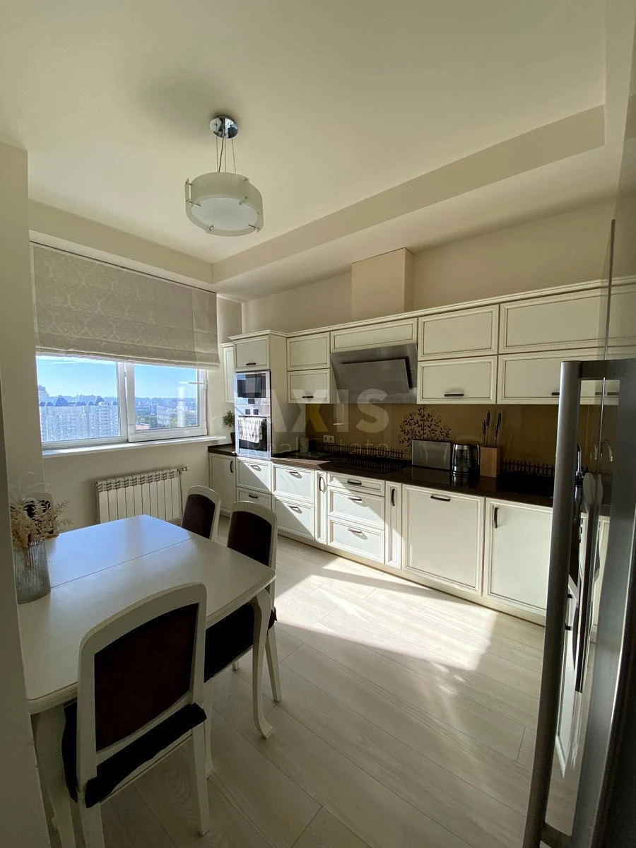 3k apartment vul. Chervonogvardijs'ka 8685511