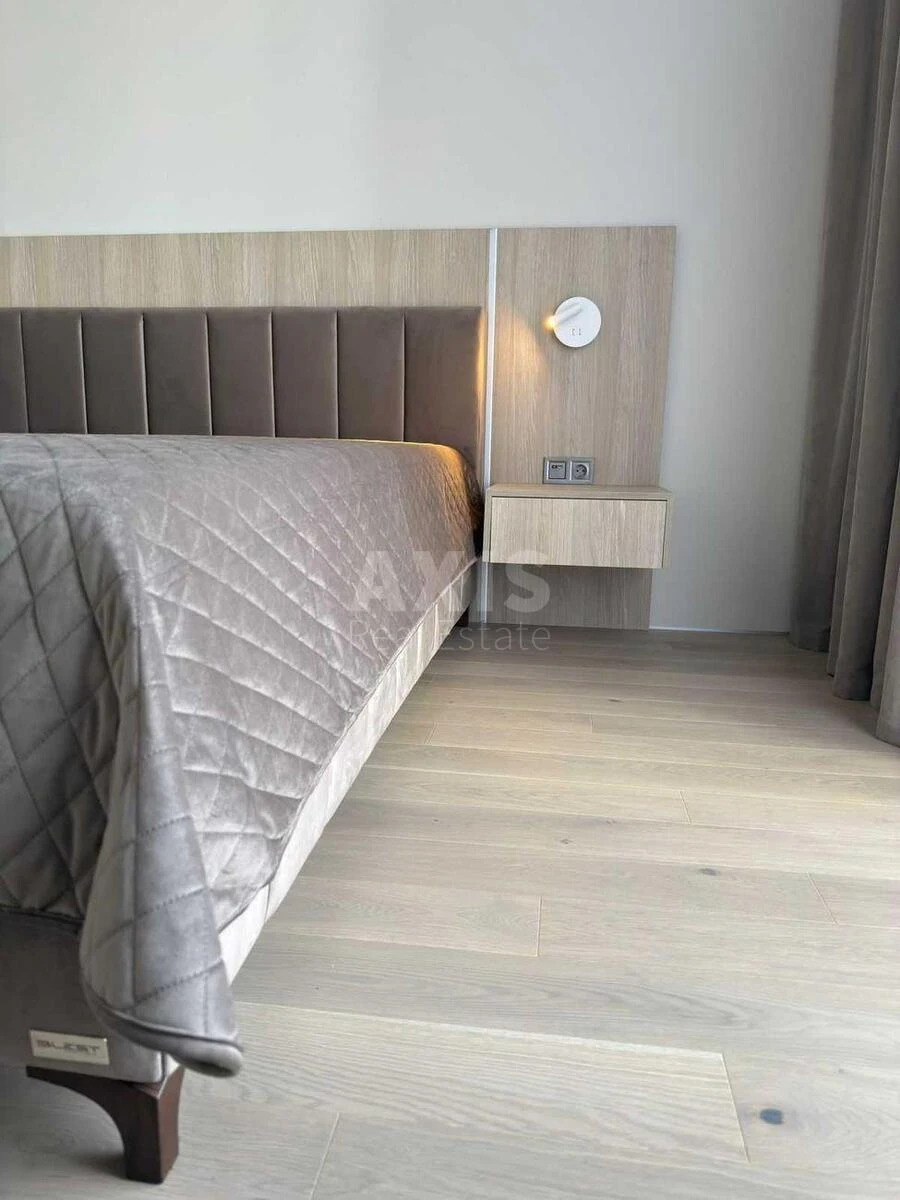 1k apartment vul. Lypkivs'kogo Vasylja Mytropolyta 37В630106