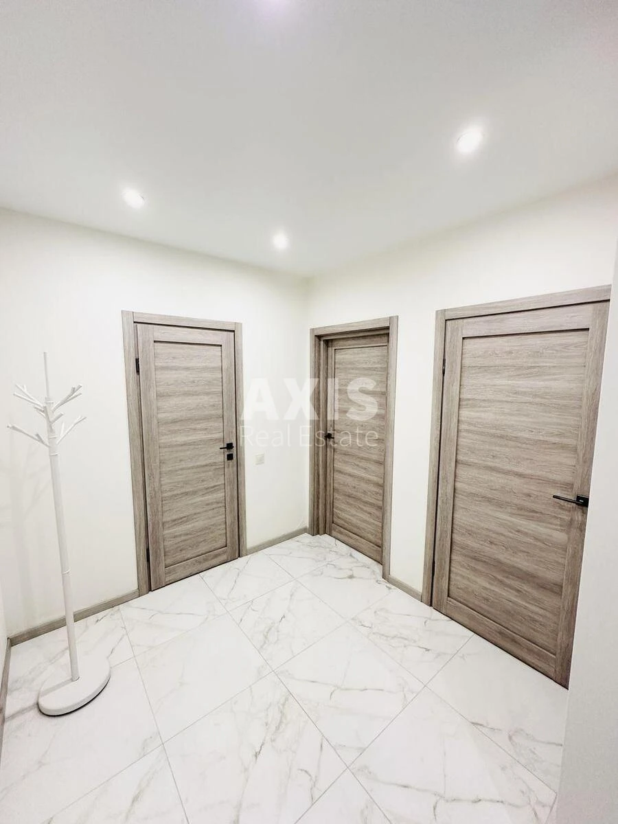 3k apartment vul. Glybochyc'ka 136094413