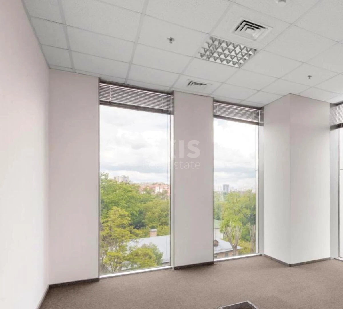 Office vul. Amosova Mykoly 12, 390m2658764