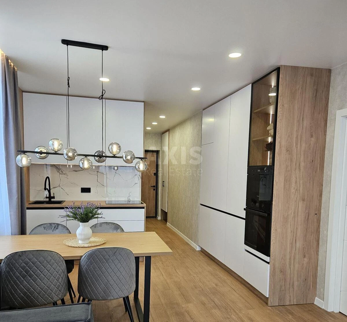 1k apartment vul. Oleksandra Olesja 27А67173