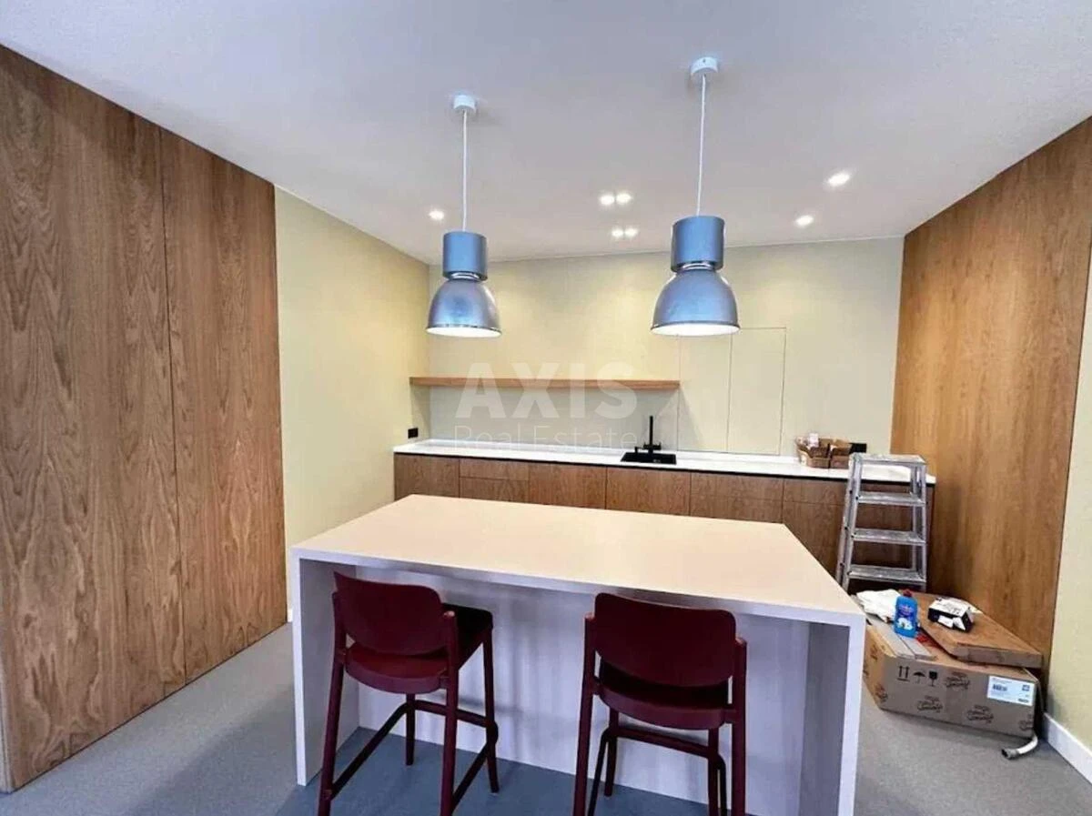 Office bul. Shevchenka Tarasa 48Б, 292m27185310