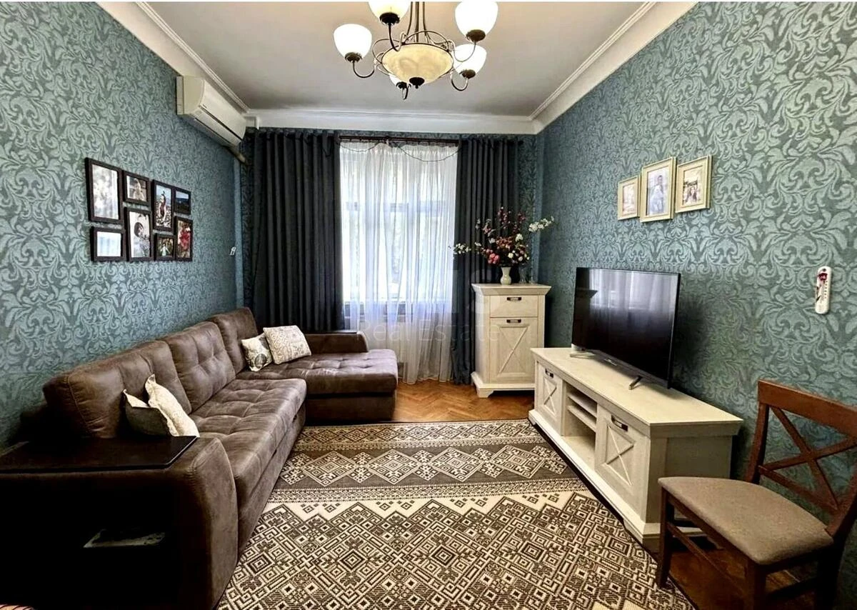2k apartment vul. Cytadel'na 5/9703400
