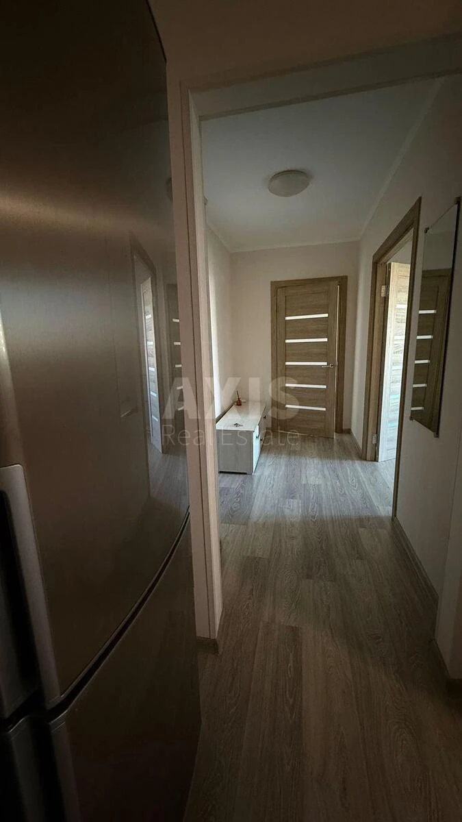 2k apartment vul. Revuc'kogo 19/17191614