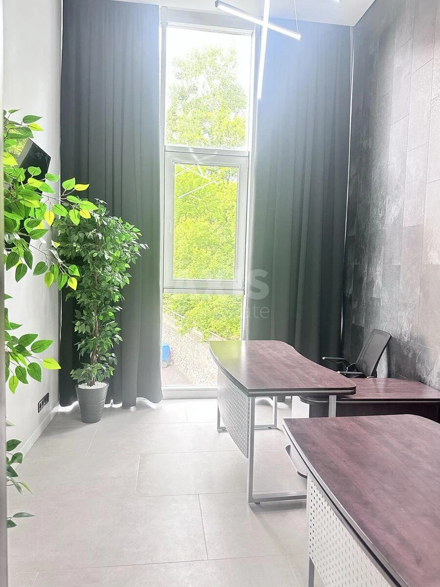 Office vul. Mykhayla Boychuka 41, 105m2710399