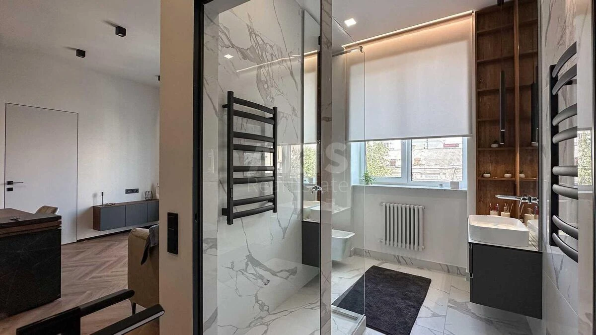 2k apartment vul. Zolotovorits'ka 8/46946510