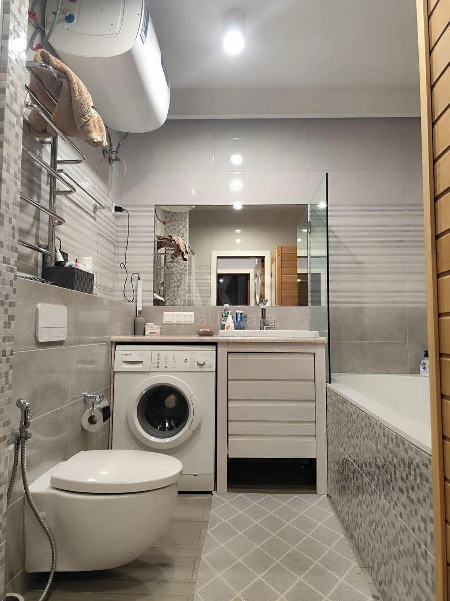 4k apartment vul. Shhekavyc'ka 30/39660748