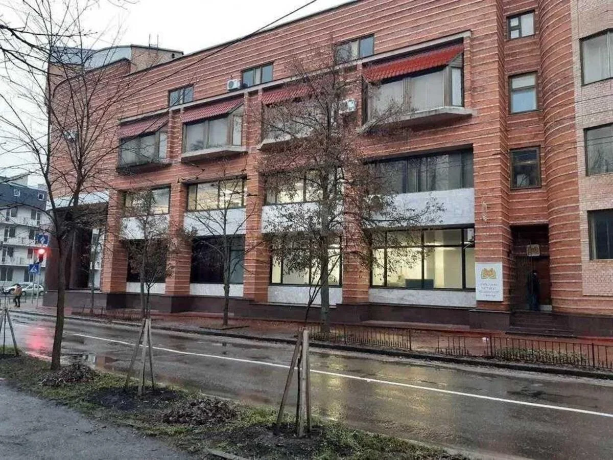 Об'єкт торгівлі вул. Ризька 12, 775м2