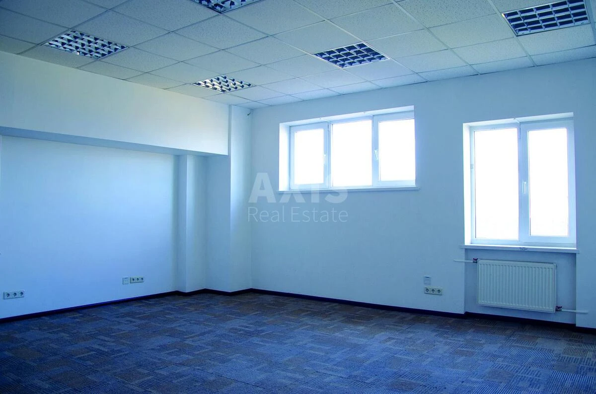 Office vul. Geroi'v Kosmosu 4, 74m267803