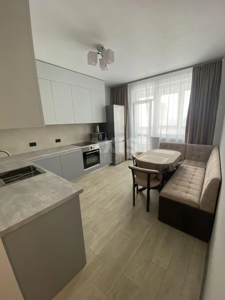 1k apartment vul. Vyshgorods'ka 45