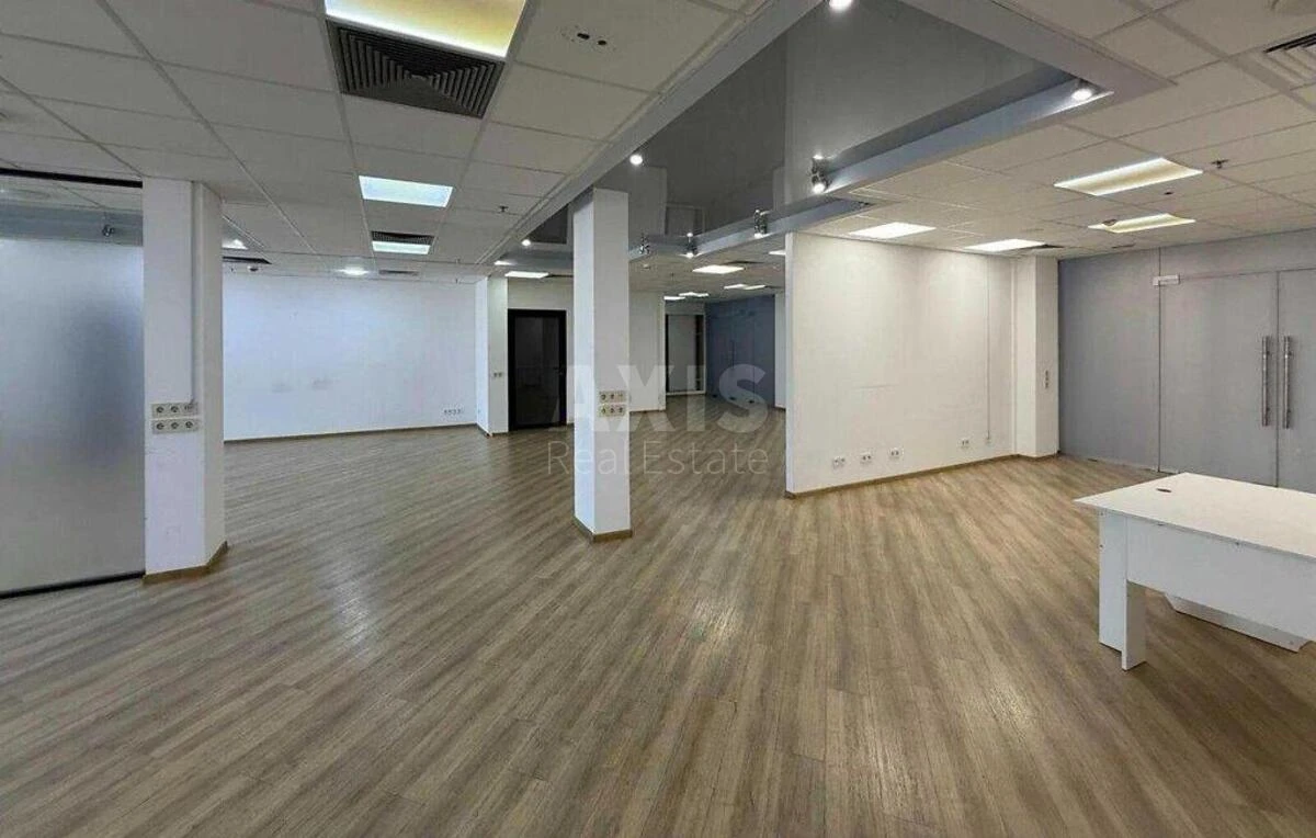 Office vul. Basejna 2А, 644m2651141