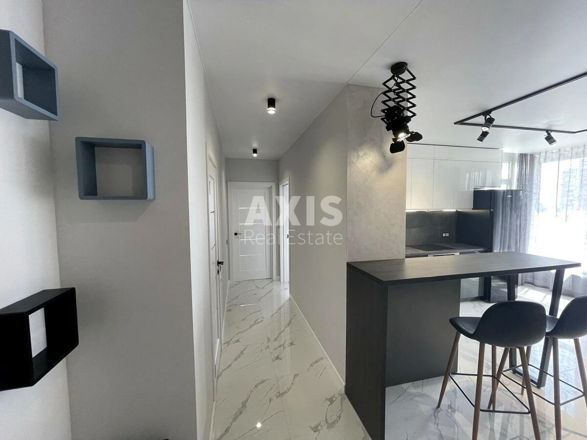 2к квартира ул. Александра Олеся 4А696212