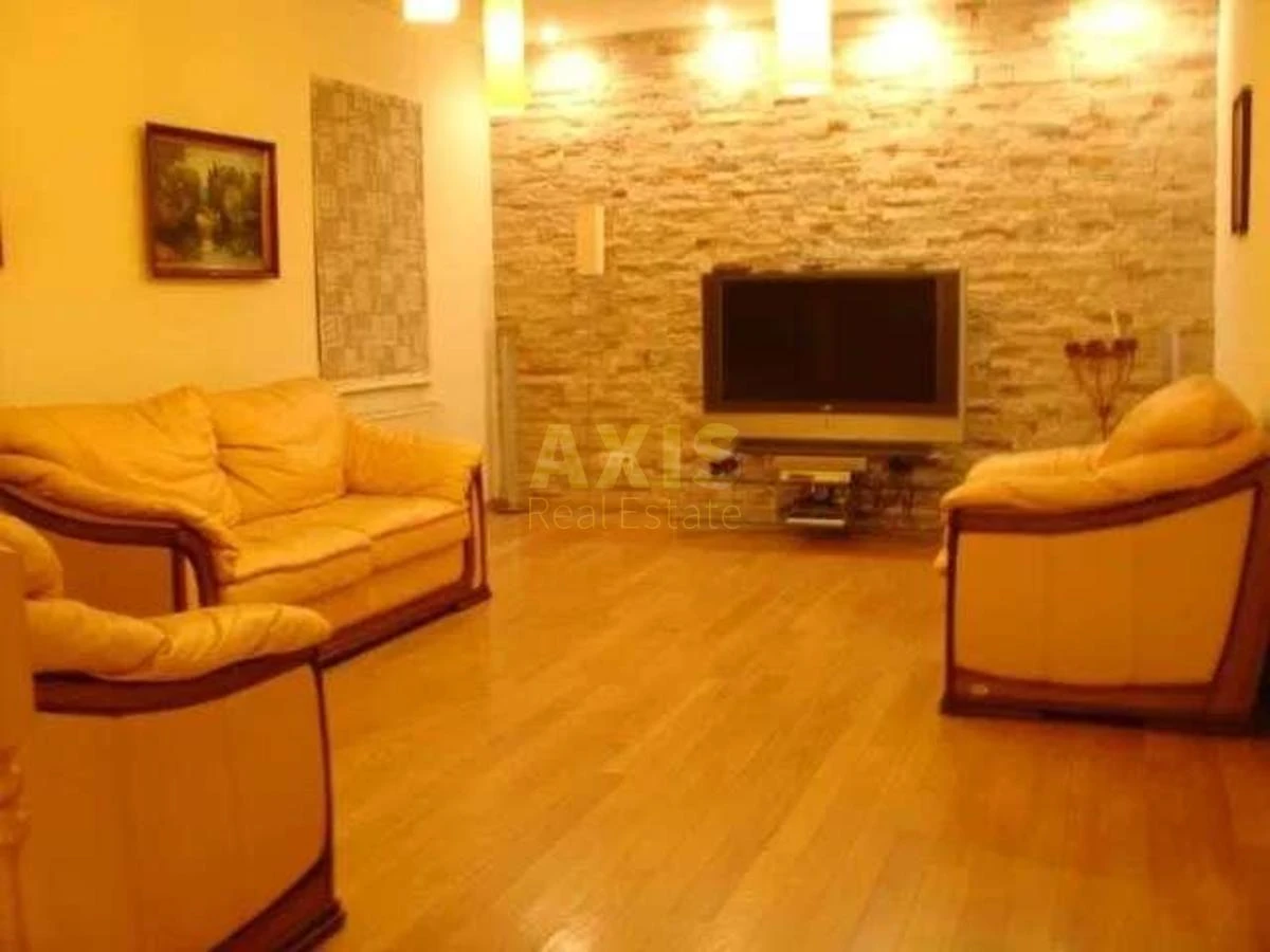 House vul. Protasiv Jar, 250m2, Kyiv city304132