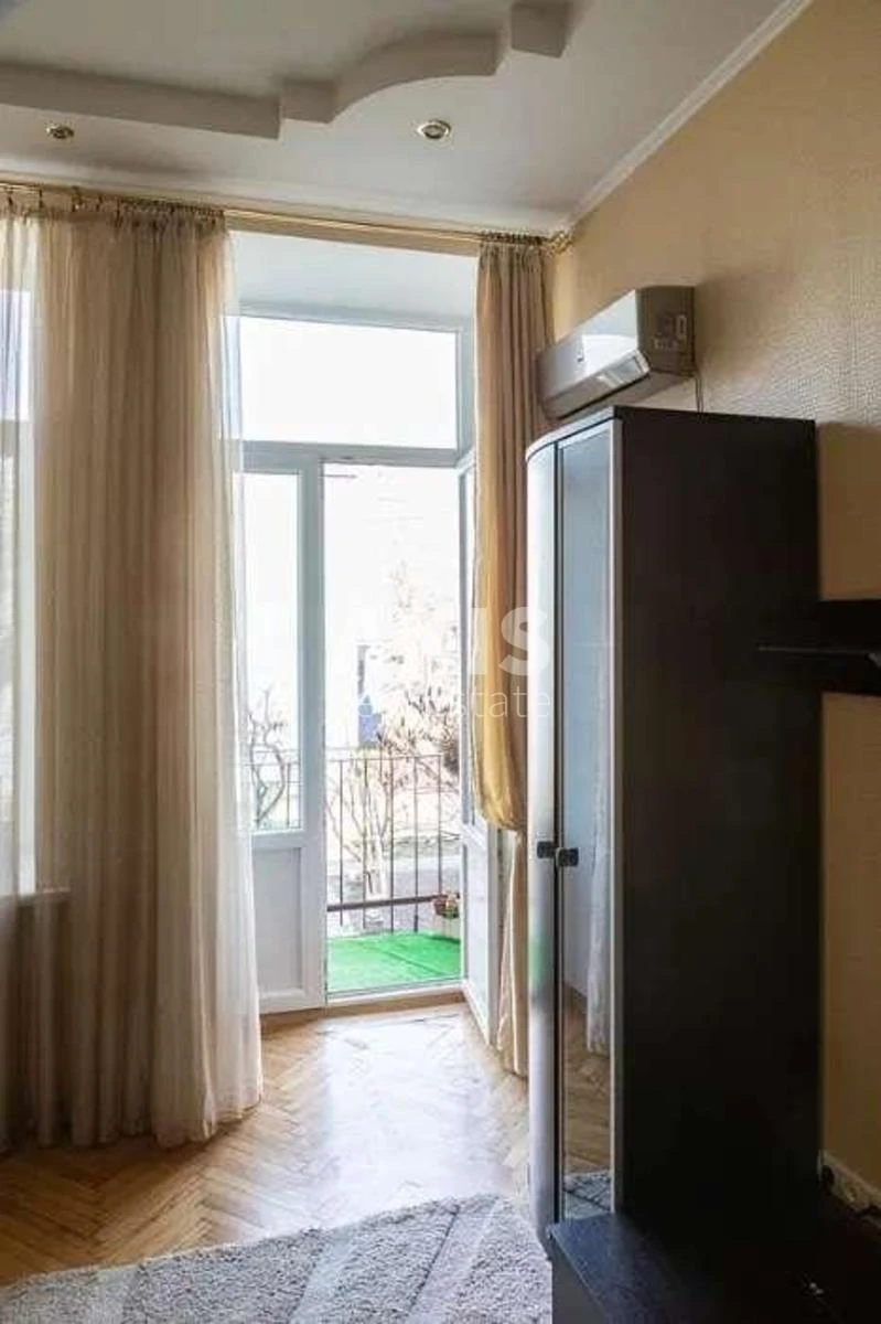 2k apartment vul. Andrii'vs'ka 112381010