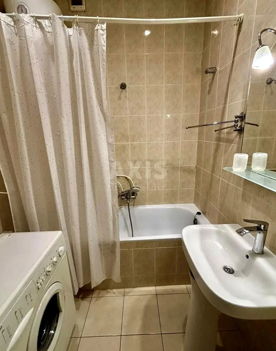 2k apartment vul. Cytadel'na 5/9703404