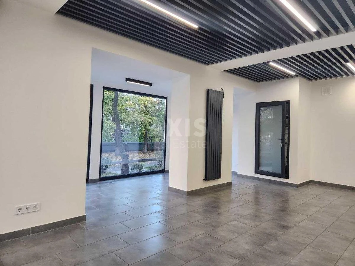 Объект торговли бул. Приймаченко Марии 4, 70м2672264