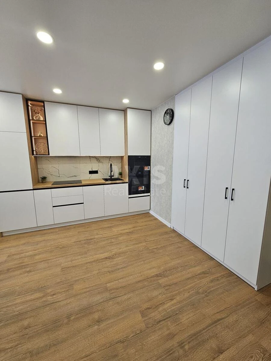 1k apartment vul. Oleksandra Olesja 27А666680