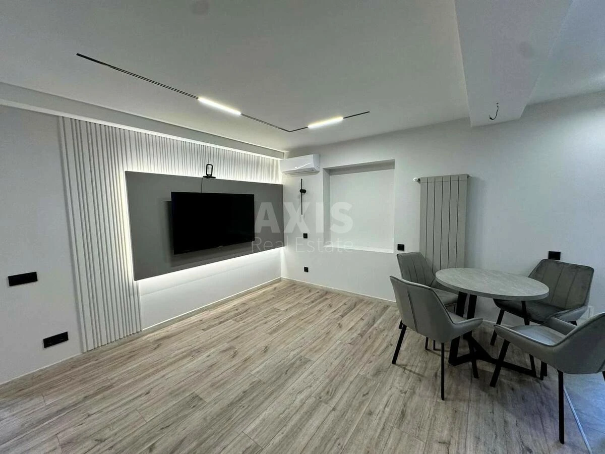 2к квартира ул. Соломенская 10665462