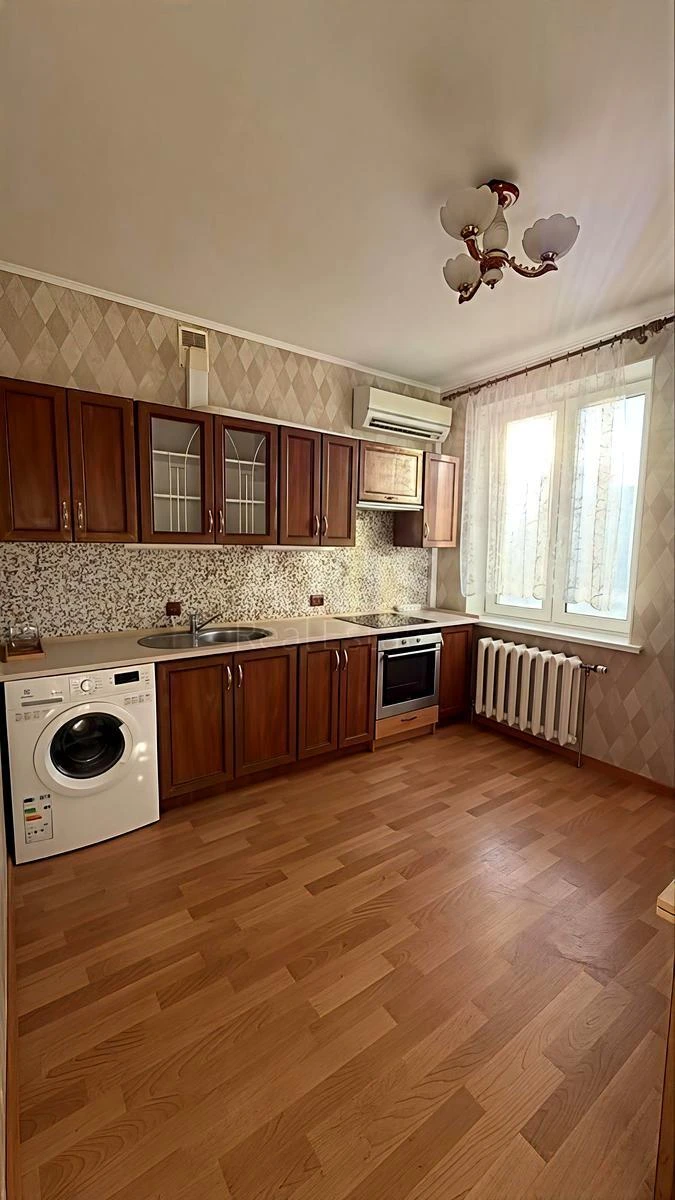 1k apartment prov. Feodosijs'kyj 12637803
