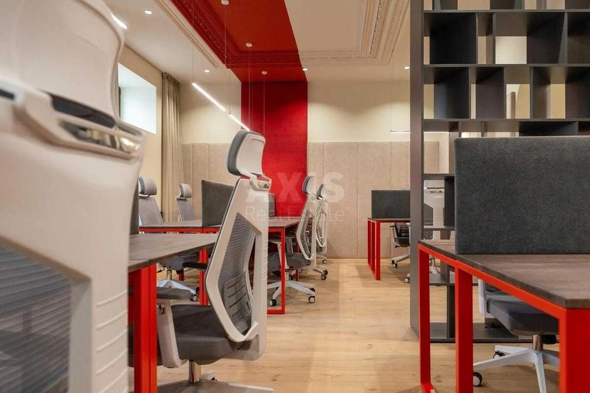 Office vul. Antonovycha 9, 125m2672006