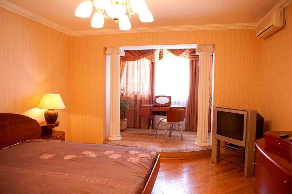 5к квартира пр-т Бажана Николая 36718844
