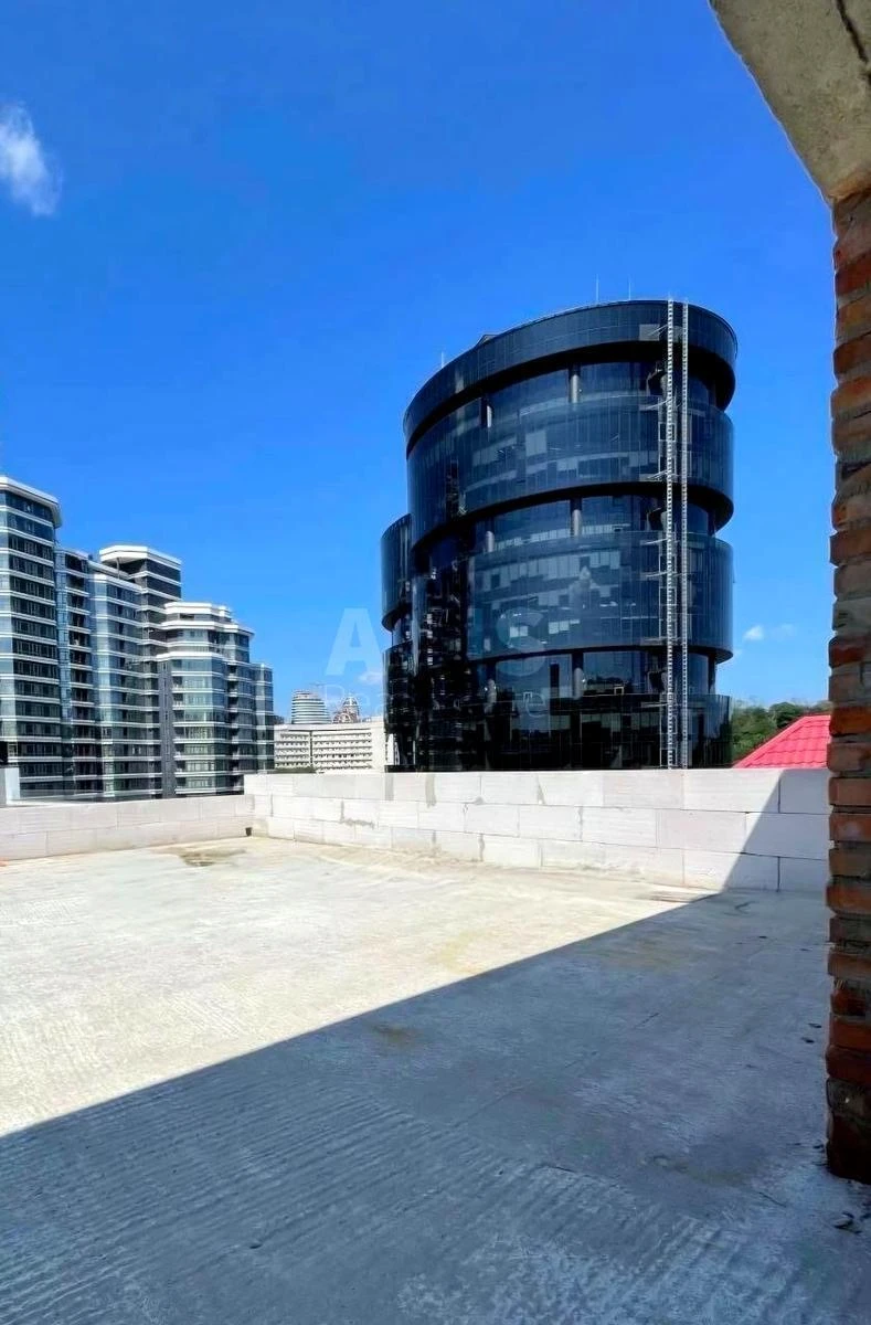 Office vul. Strutyns'kogo Sergija 6, 543m2704094