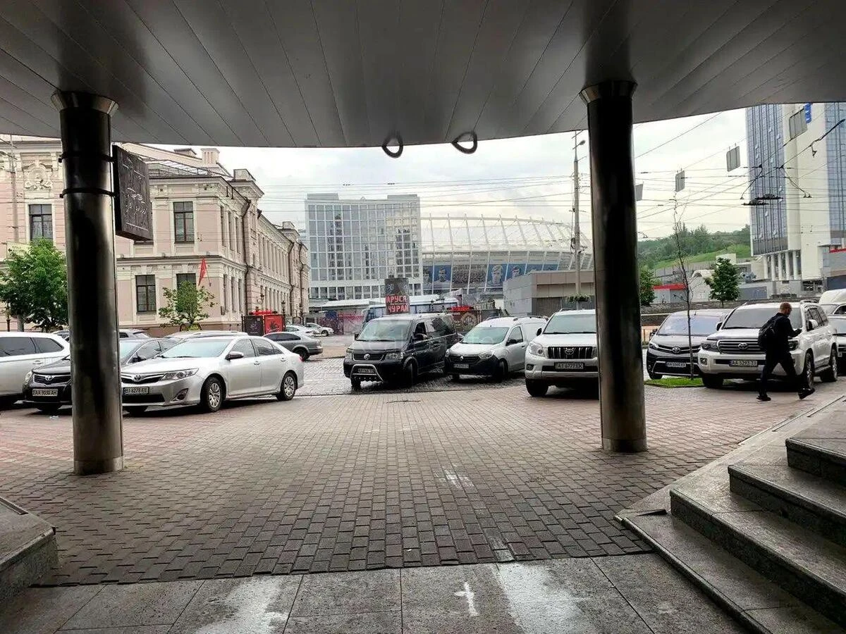 Office vul. Velyka Vasyl'kivs'ka 72, 1081m272001
