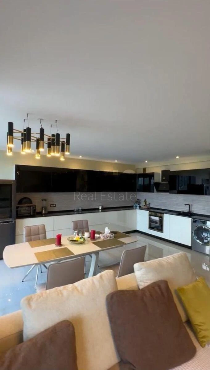 1k apartment pr-t Yevropeyskoho Soyuzu 45661020