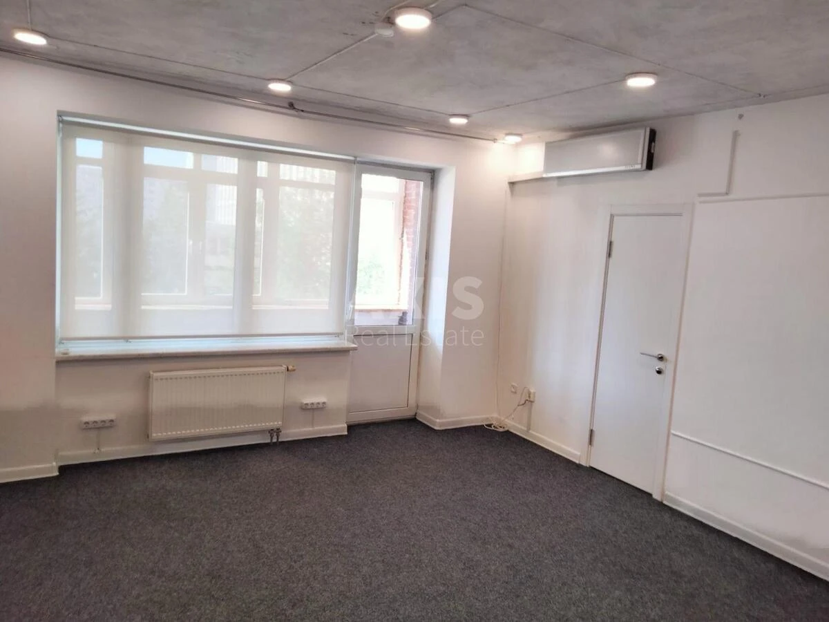 Office bul. Lesi Ukrai'nky 21, 95m266247