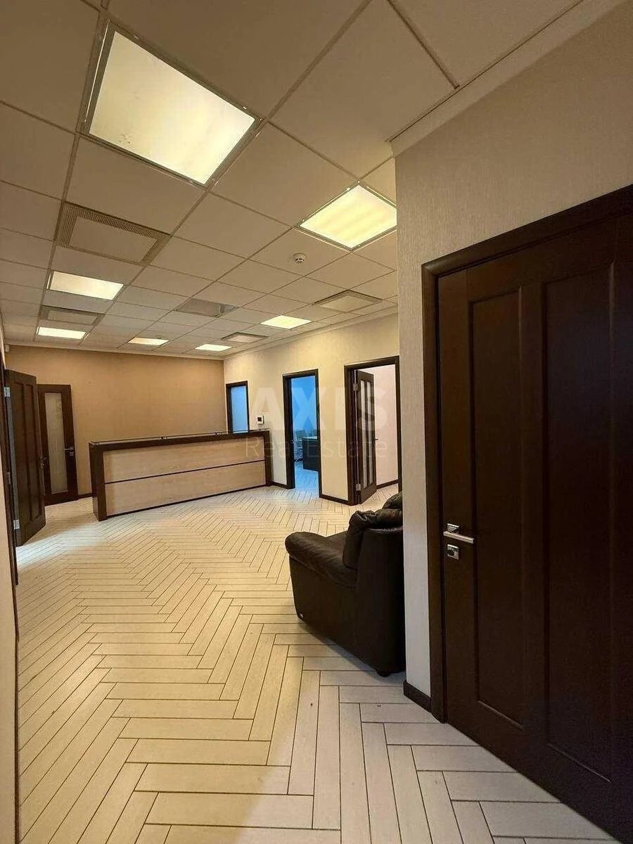 Офис ул. Руставели Шота 44, 132м264782