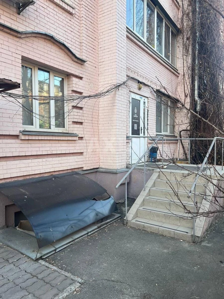 Объект торговли ул. Юрковская 28, 202м268135
