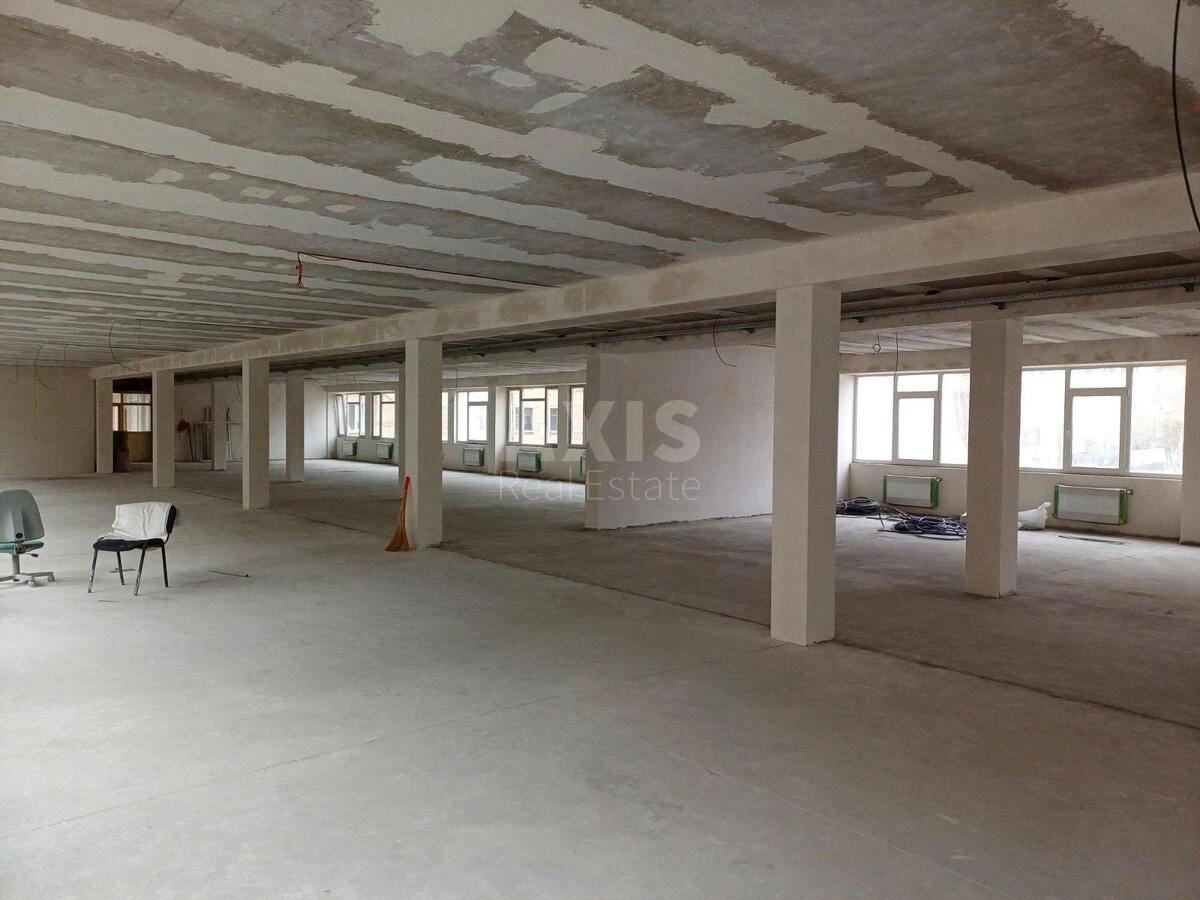 Office vul. Preobrazhens'ka 25, 700m2668101